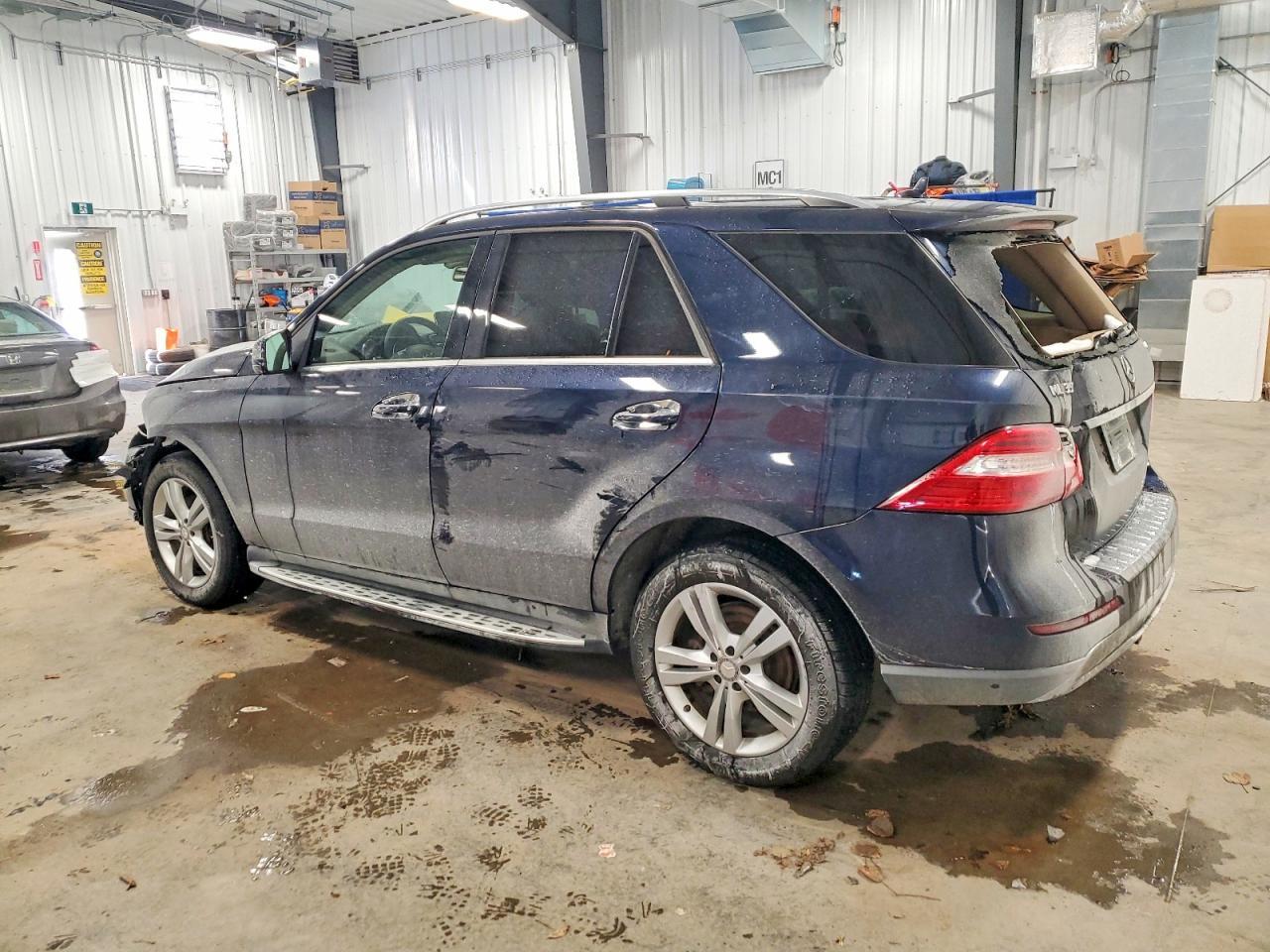 2015 Mercedes-Benz Ml 350 4Matic - Фото 2