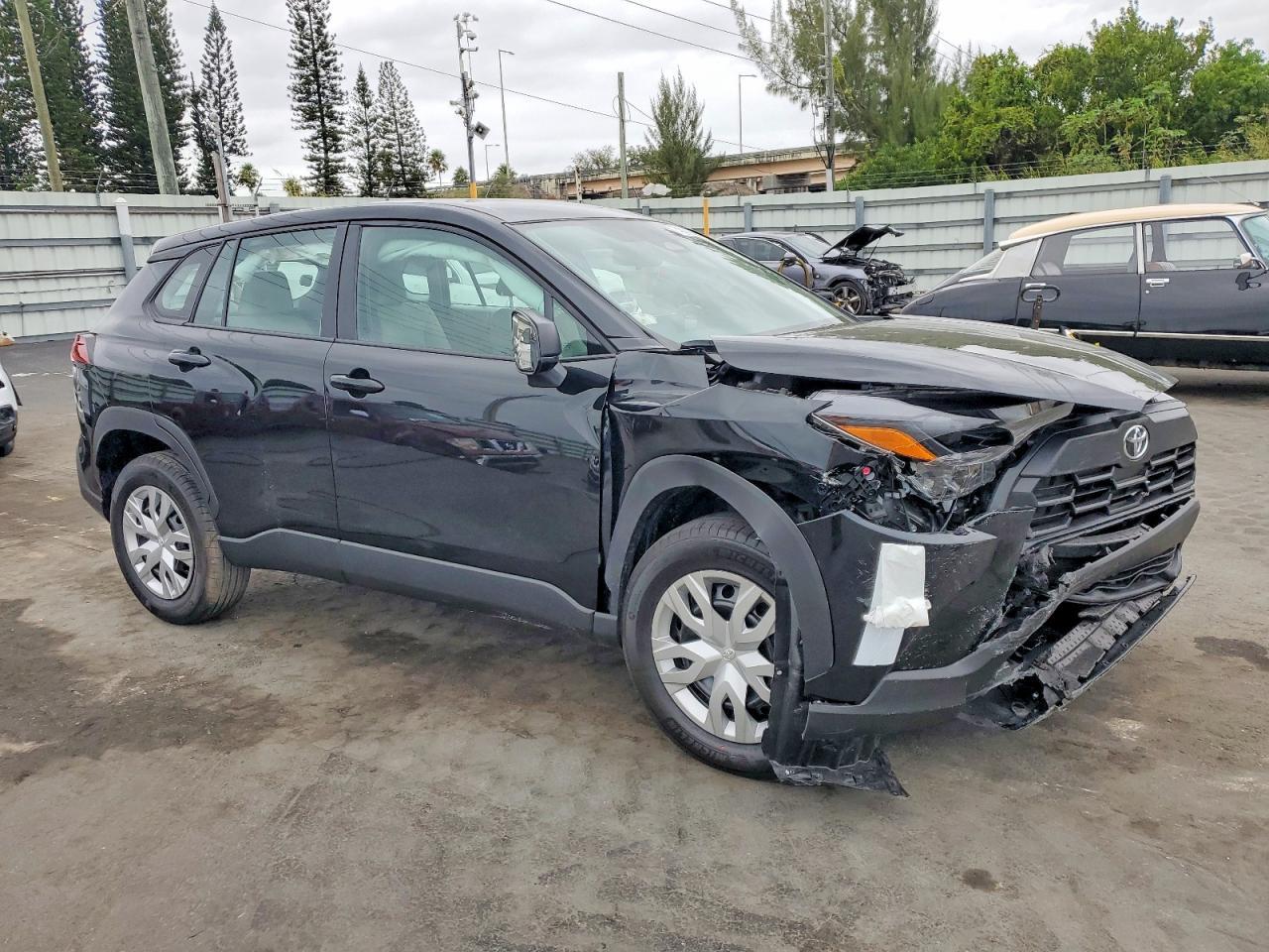 2026 Toyota Corolla Cross L - Фото 4