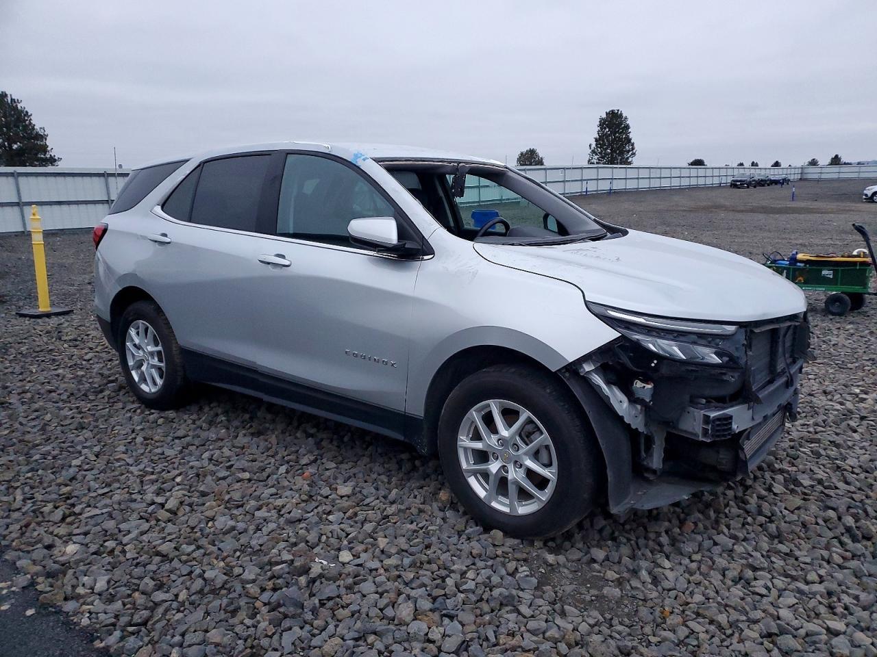 2022 Chevrolet Equinox Lt - Image 4