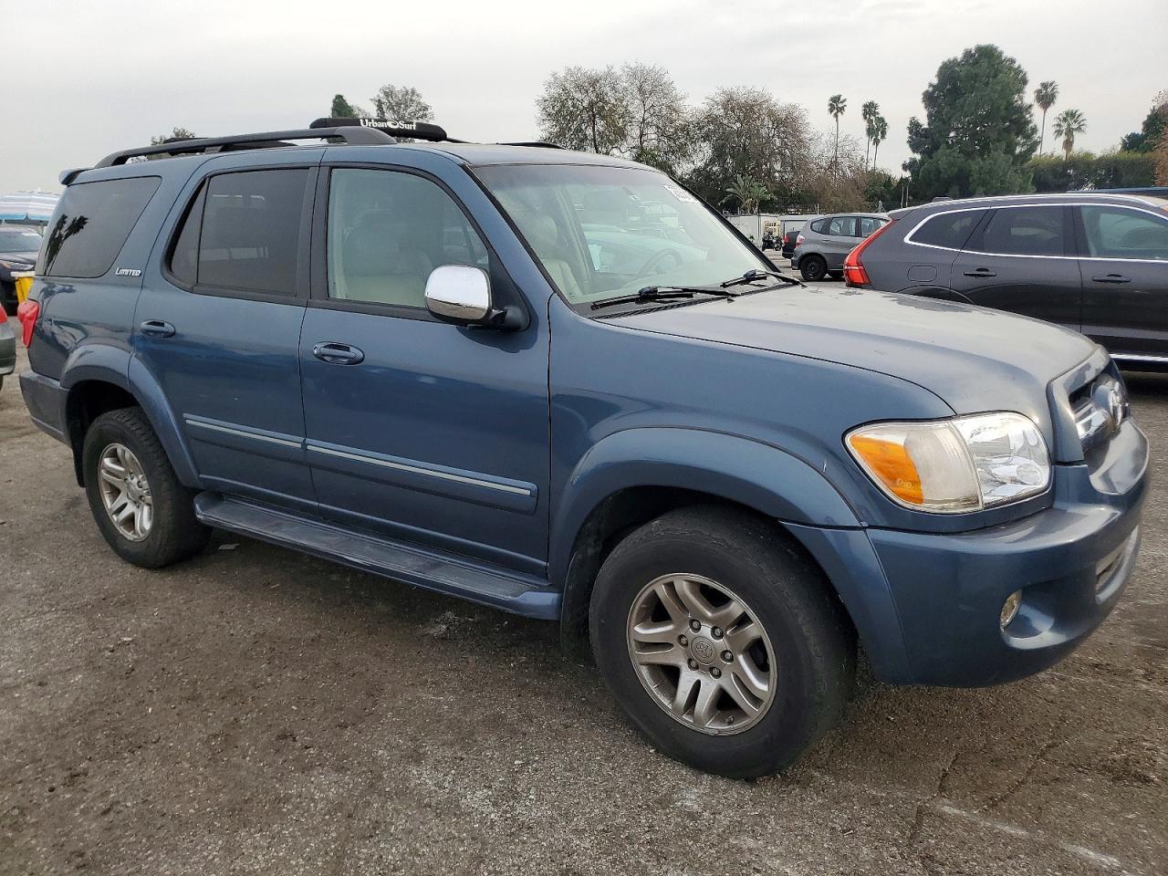 2007 Toyota Sequoia Limited - Image 4