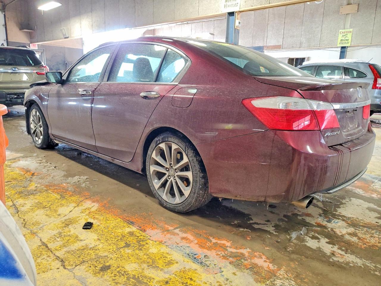 2014 Honda Accord Sport - Image 2