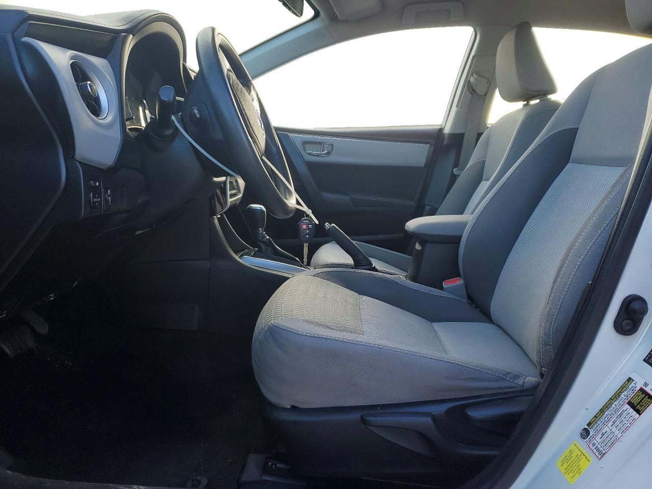 2017 Toyota Corolla L - Фото 7
