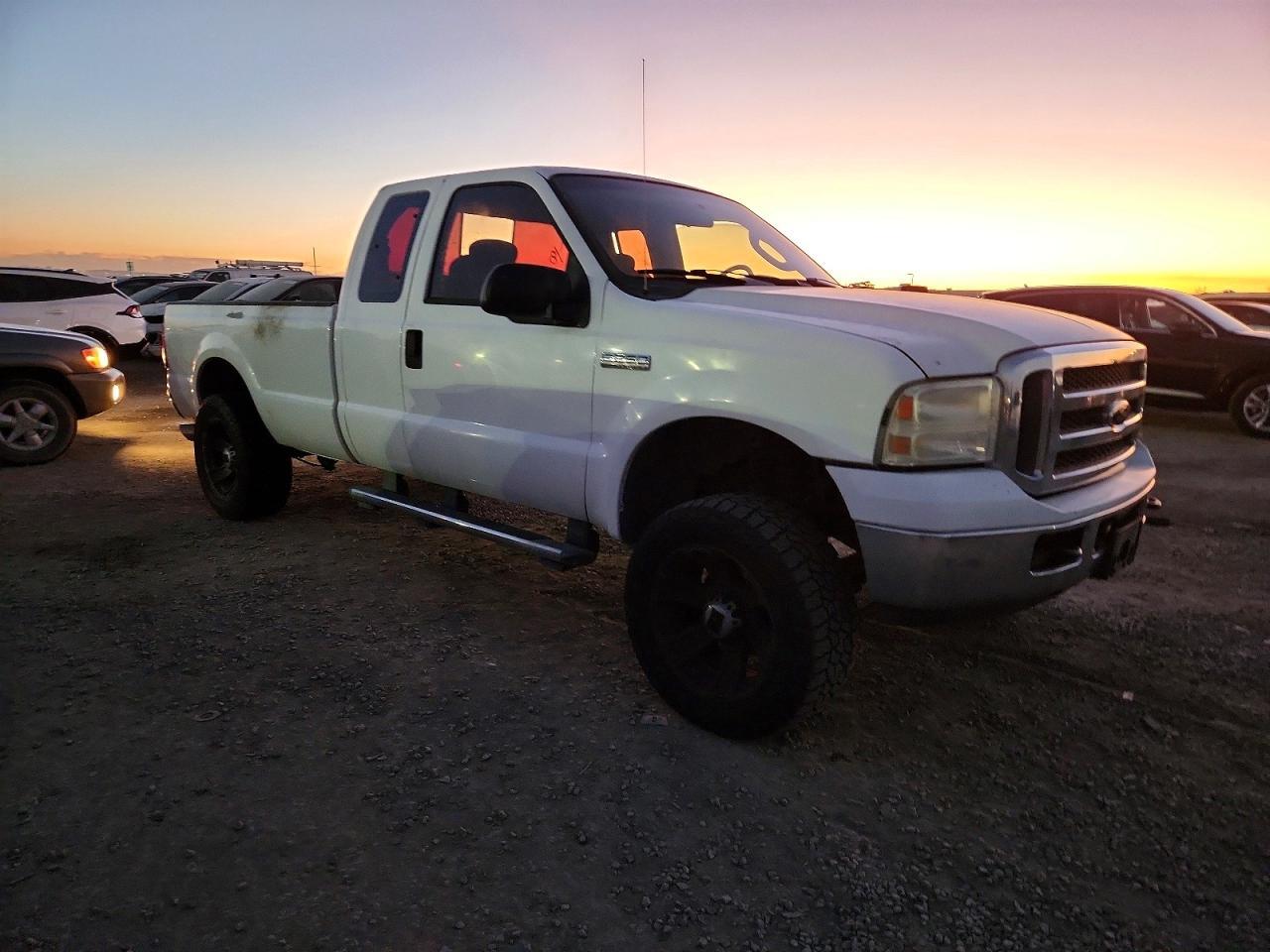 2005 Ford F250 Super Duty - Image 4