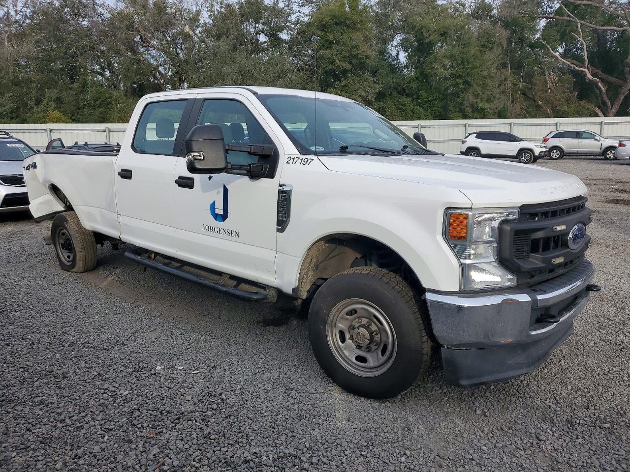 2021 Ford F250 Super Duty - Фото 4