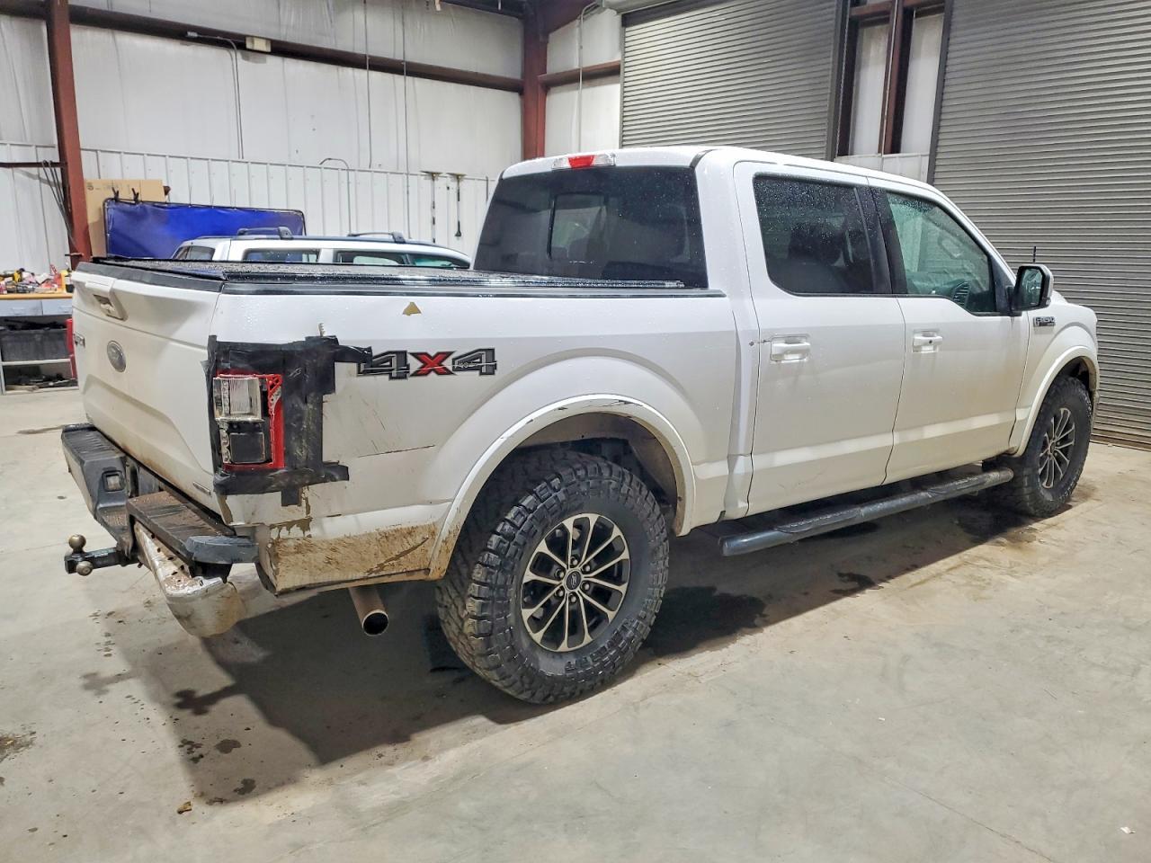 2015 Ford F150 Supercrew - Фото 3