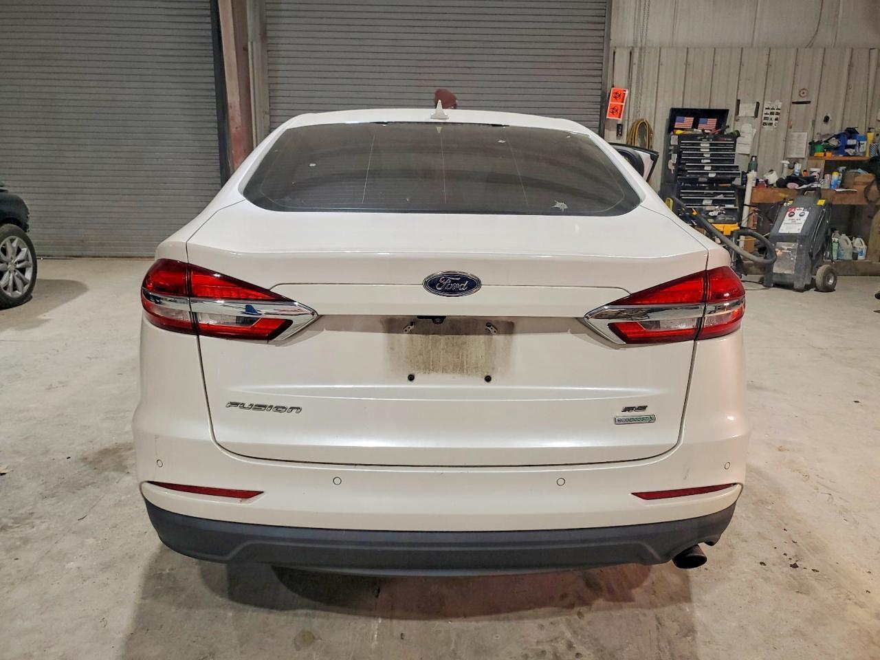 2019 Ford Fusion Se - Фото 6