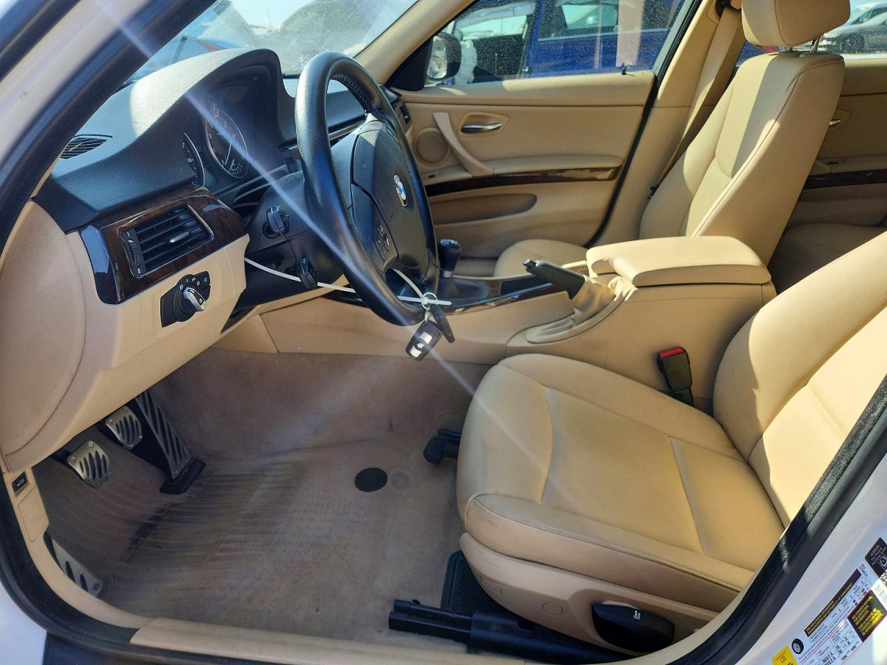 2010 BMW 328 I - Фото 7