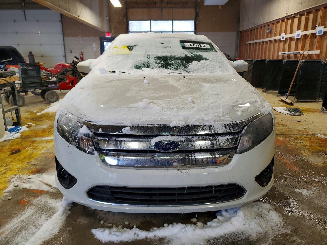 2012 Ford Fusion Se - Image 5