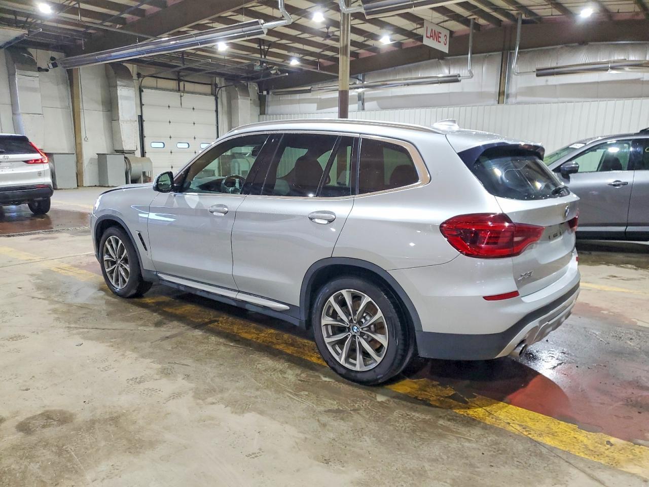 2018 BMW X3 xDrive30I - Фото 2