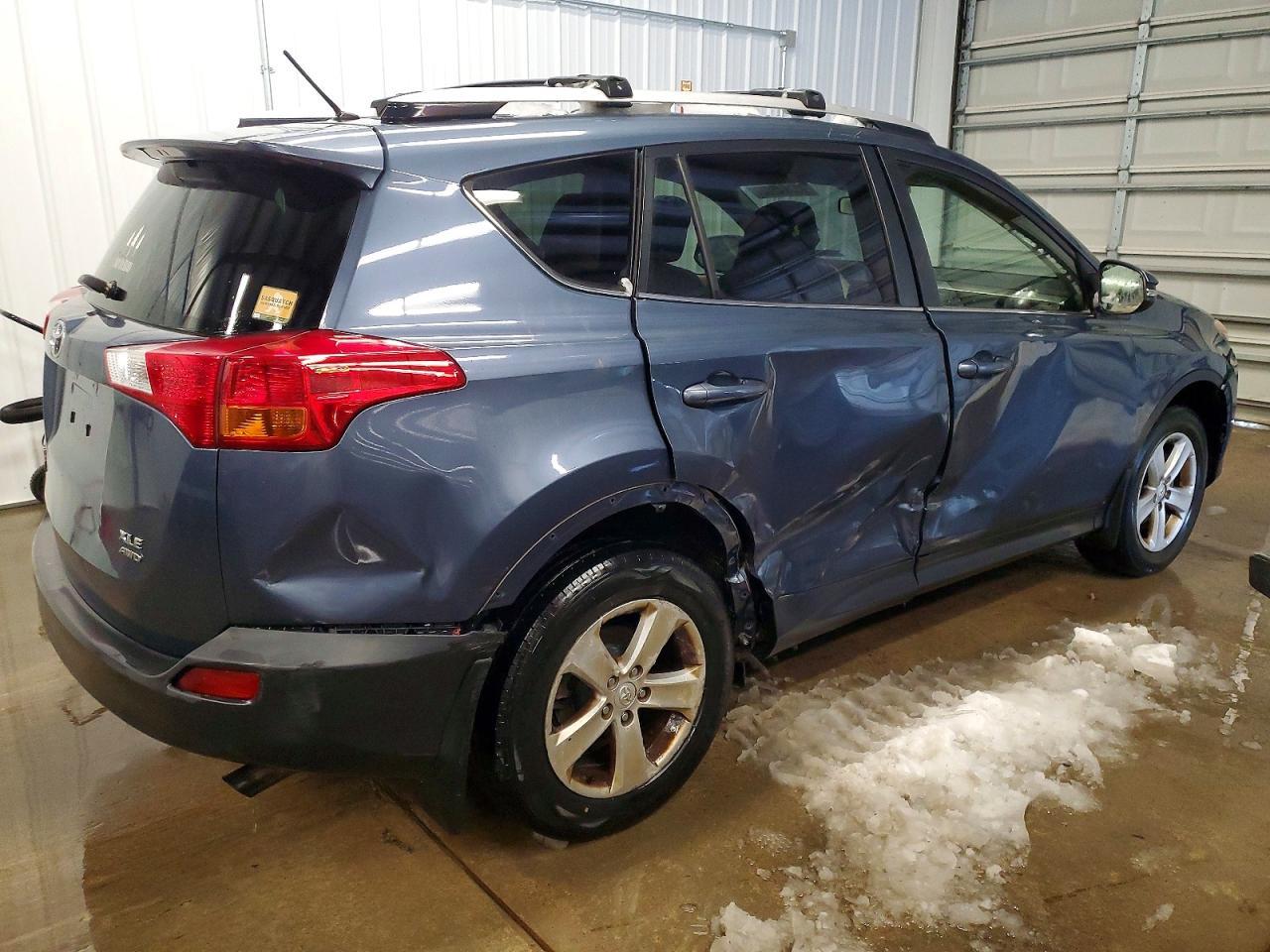 2013 Toyota Rav4 Xle - Image 3