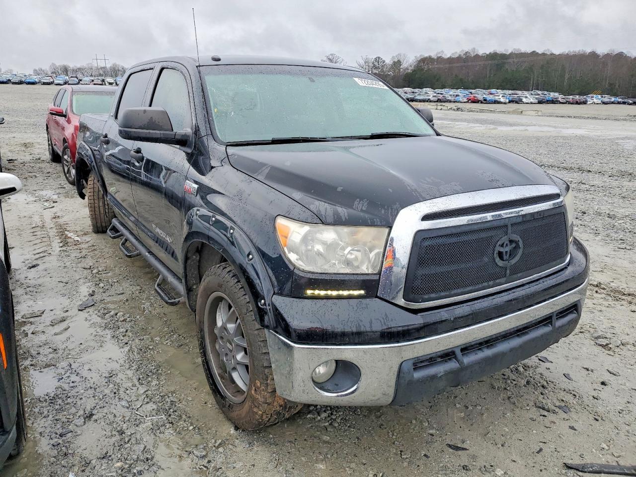 2013 Toyota Tundra Crewmax Sr5 - Image 4