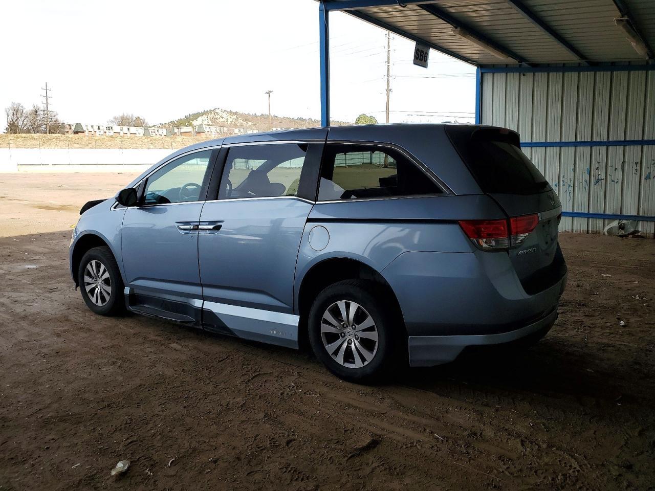 2014 Honda Odyssey Exl - Image 2