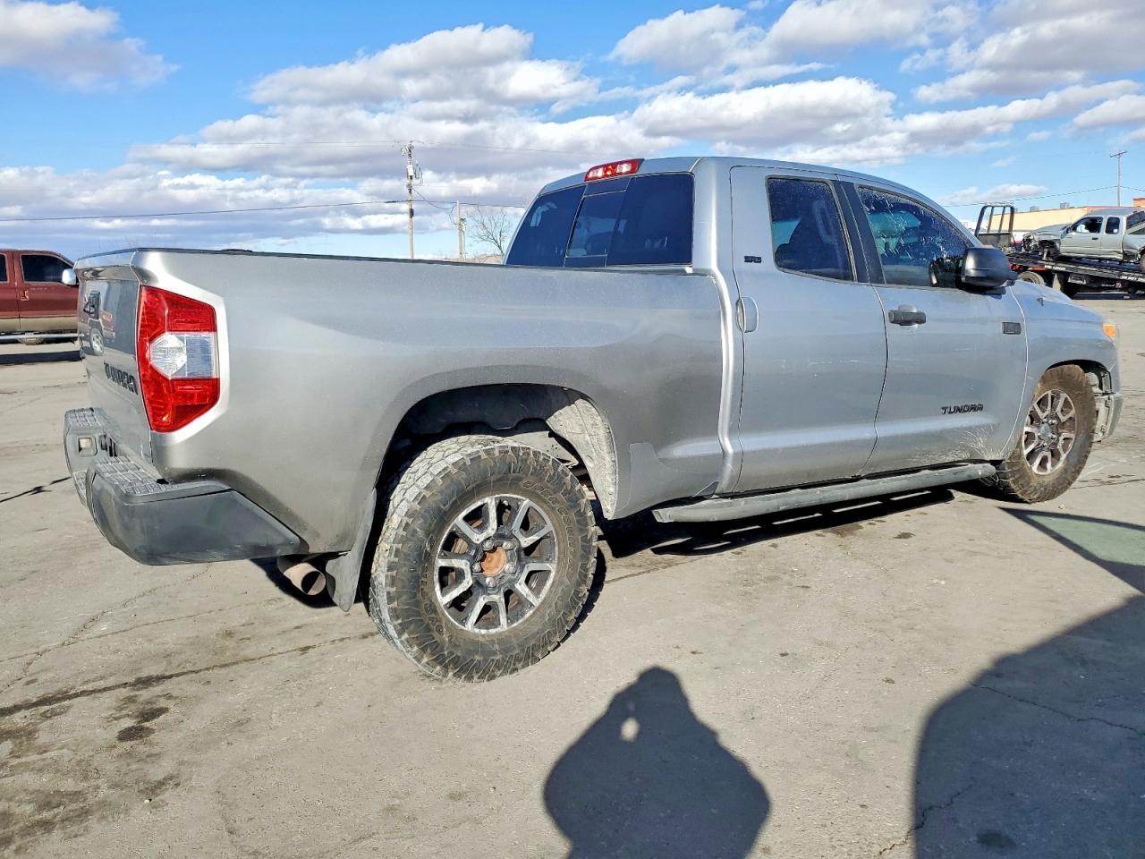 2015 Toyota Tundra Sr5 - Фото 3