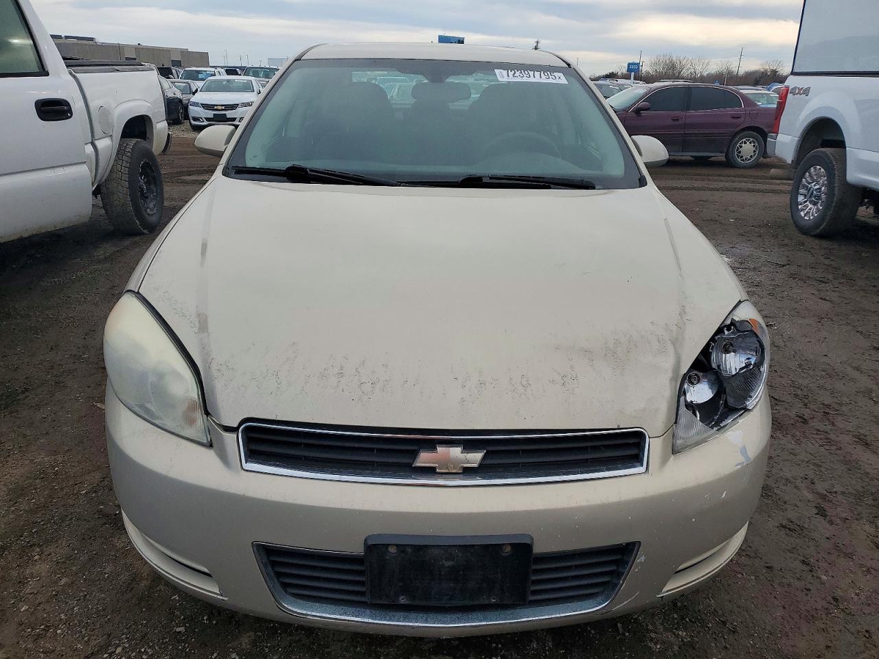 2010 Chevrolet Impala Ls - Фото 5