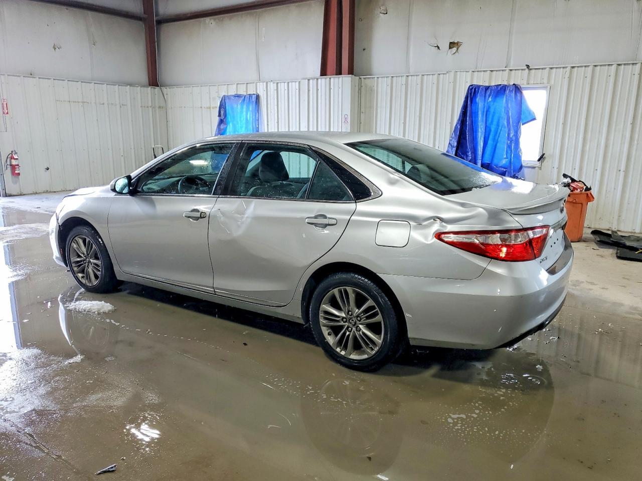2017 Toyota Camry Le - Image 2