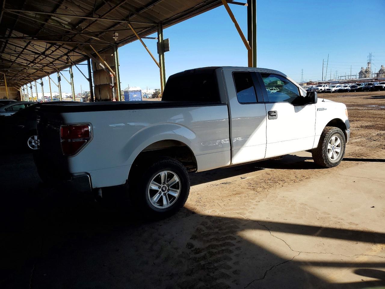 2014 Ford F150 Super Cab - Фото 3