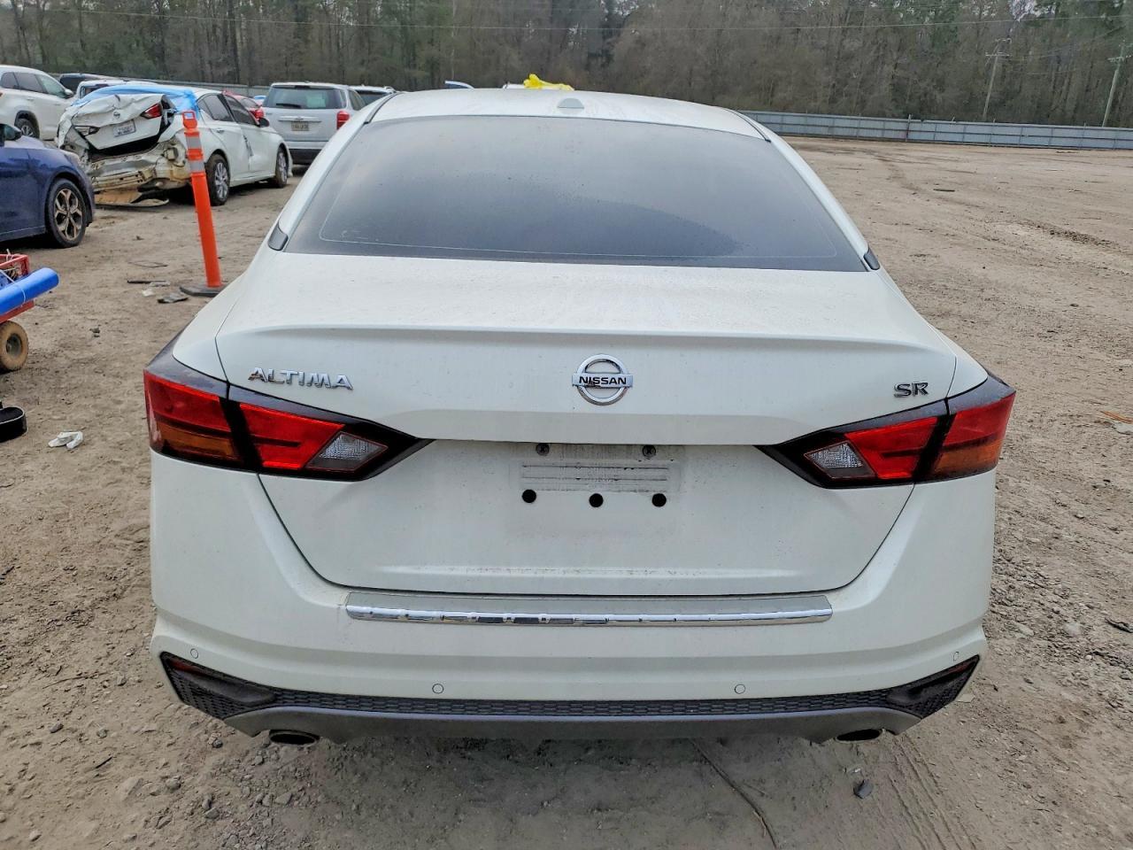 2021 Nissan Altima Sr - Image 6