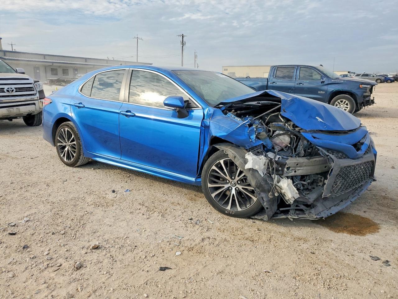 2018 Toyota Camry L - Image 4