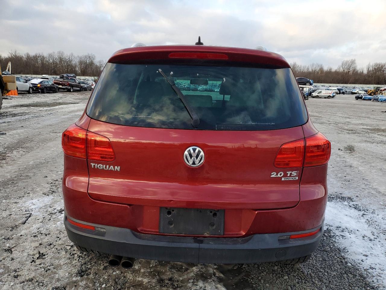 2015 Volkswagen Tiguan S - Фото 6