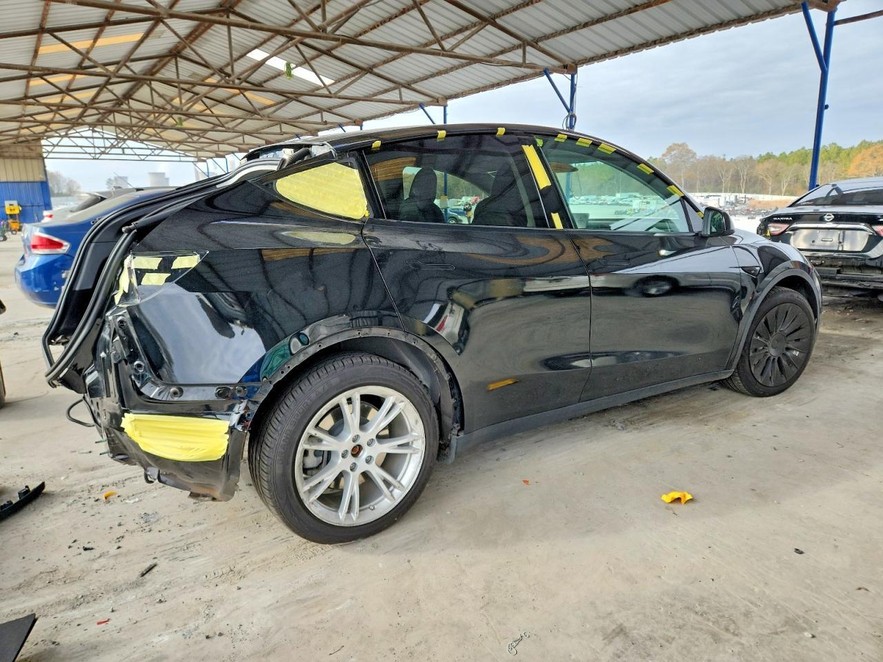 2021 Tesla Model Y - Фото 3