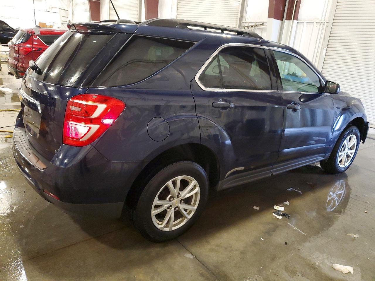 2017 Chevrolet Equinox Lt - Image 3
