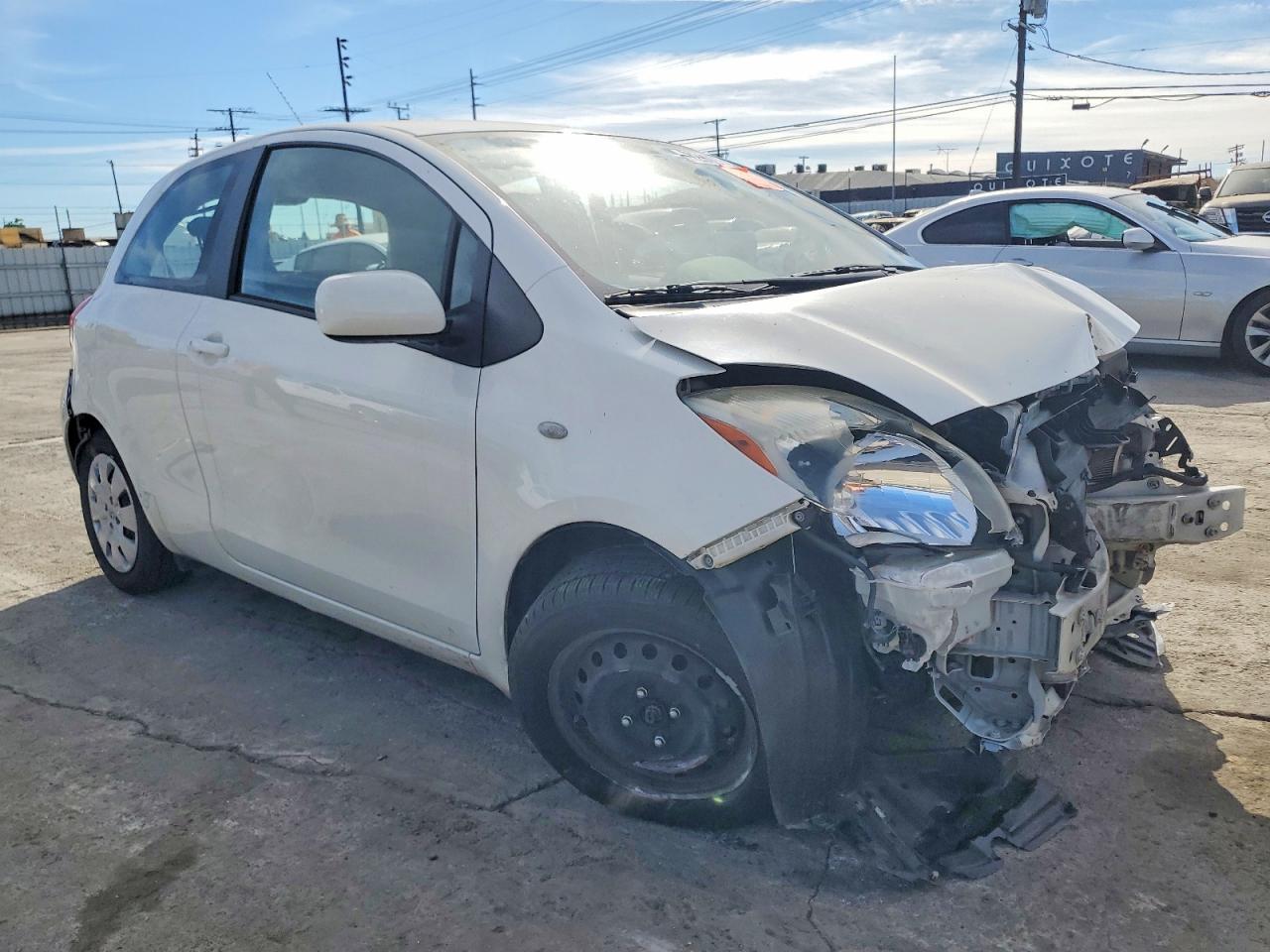 2010 Toyota Yaris - Фото 4