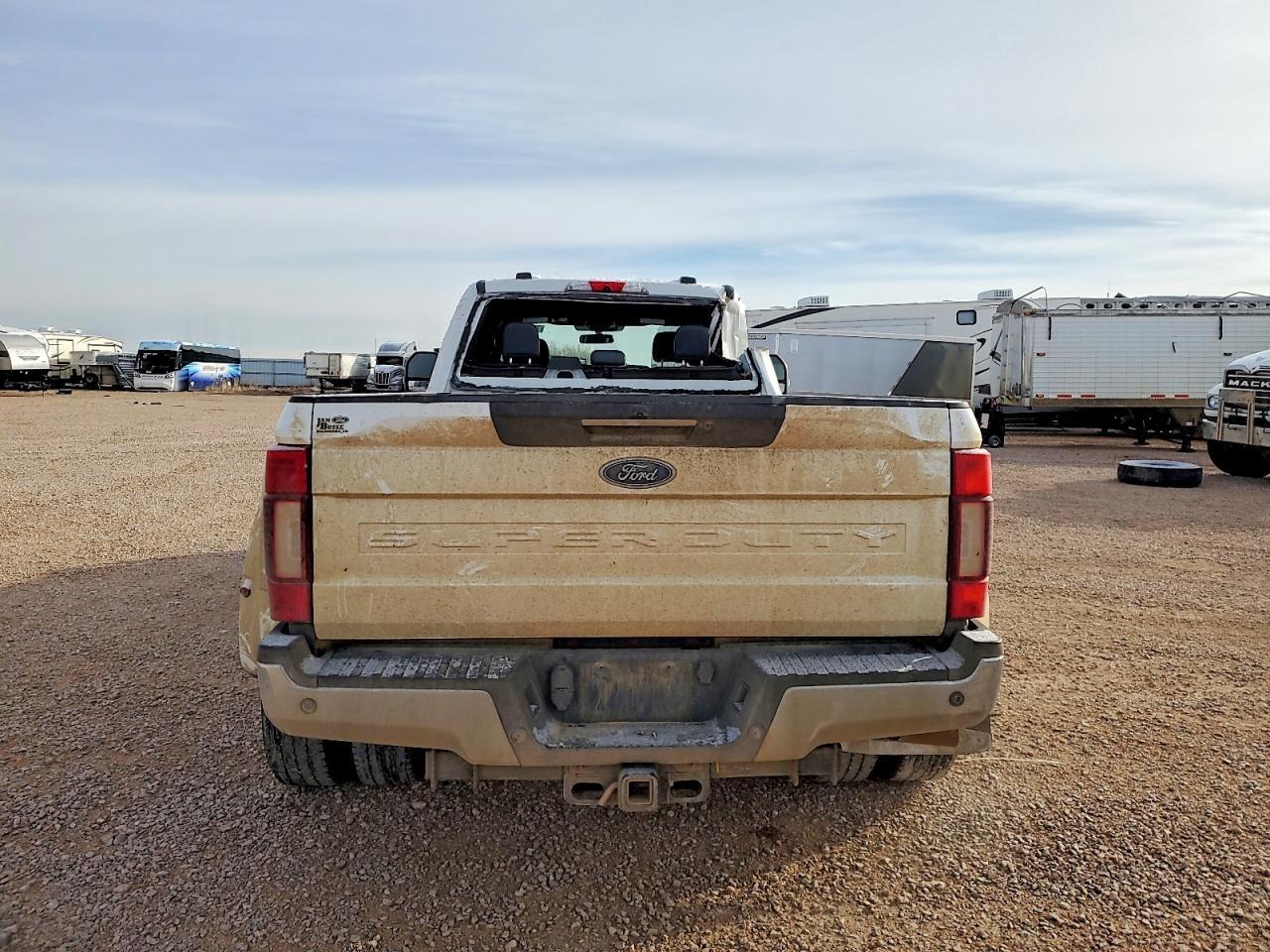 2022 Ford F350 Super Duty - Фото 6