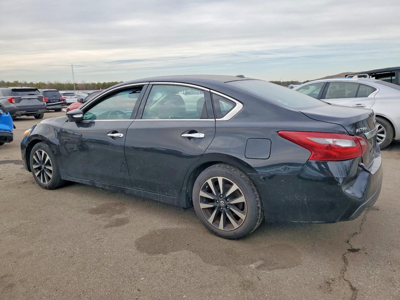 2018 Nissan Altima 2.5 - Фото 2