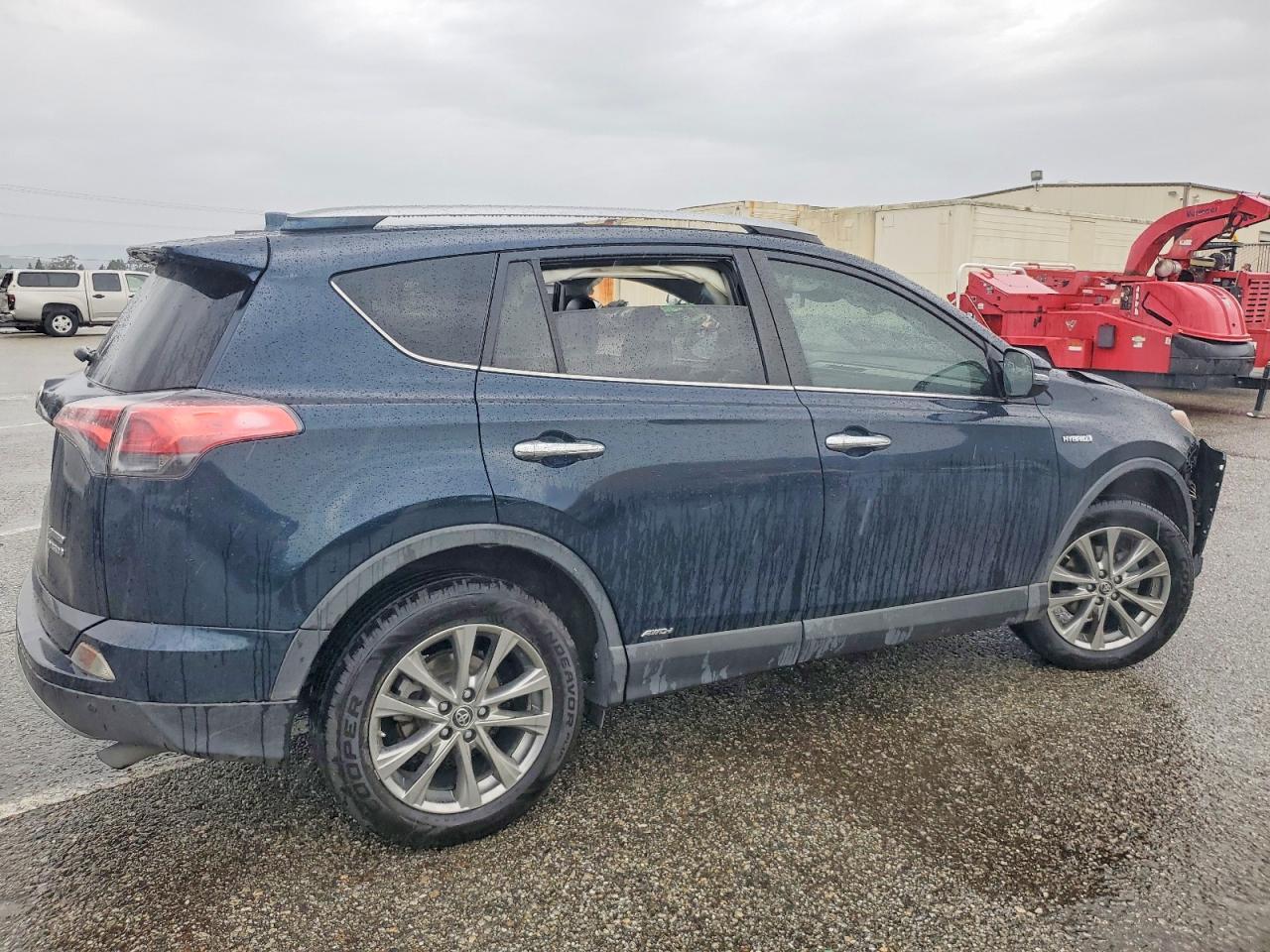 2018 Toyota Rav4 Hv Limited - Image 3