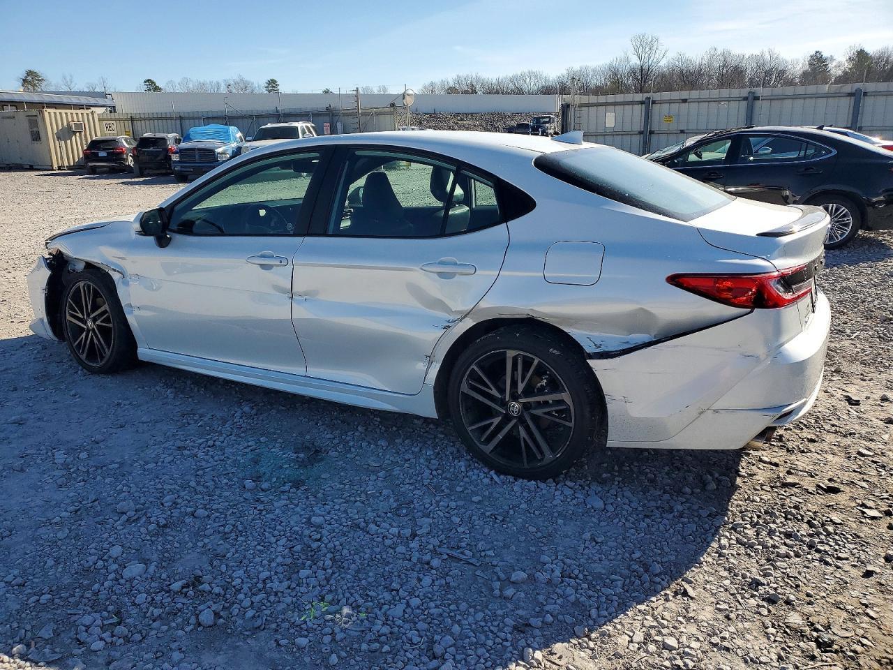 2025 Toyota Camry Xse - Фото 2