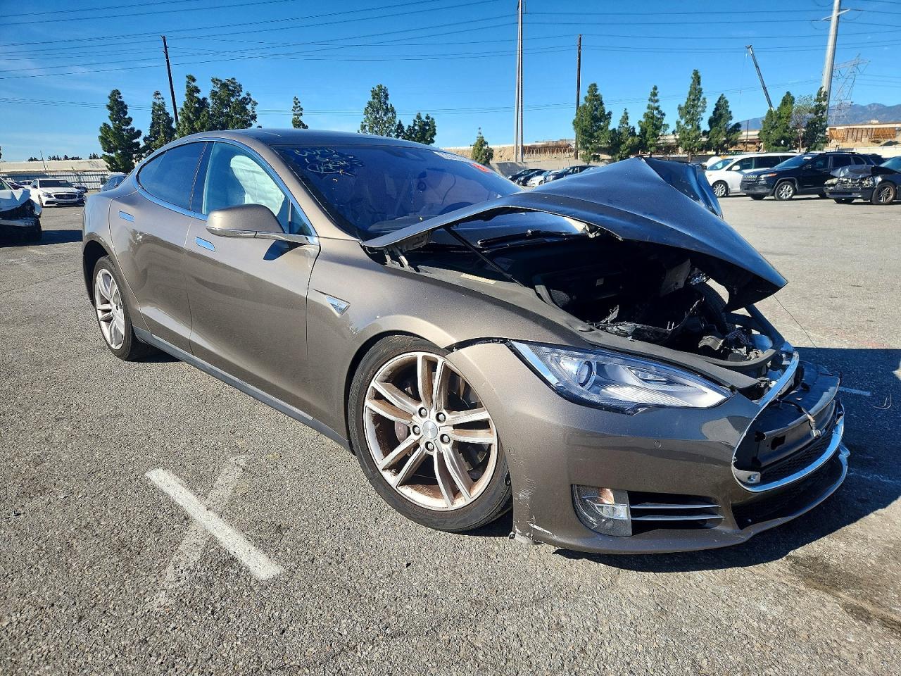 2015 Tesla Model S - Фото 4