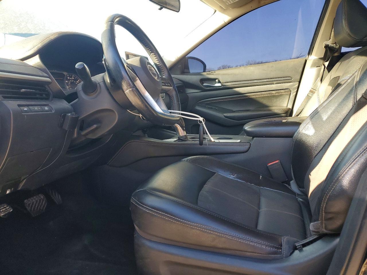 2019 Nissan Altima Sr - Image 7