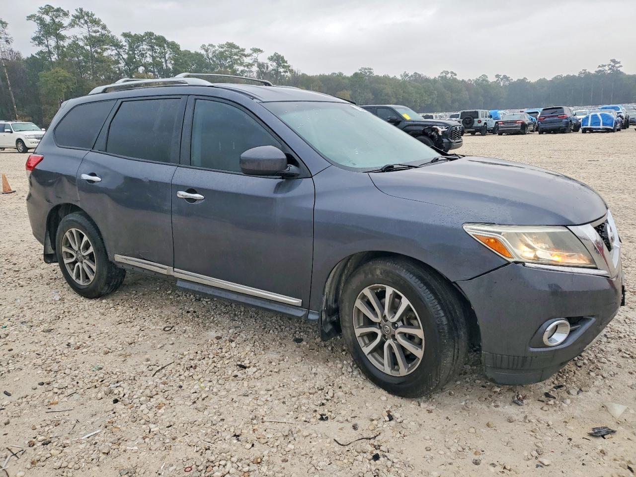 2013 Nissan Pathfinder S - Фото 4