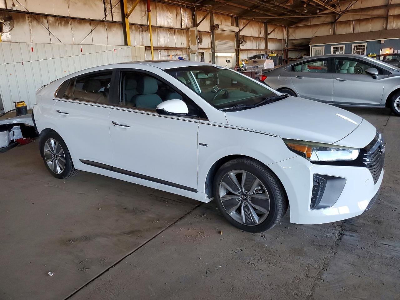 2017 Hyundai Ioniq Hybrid Limited - Фото 4