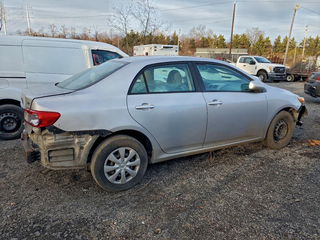 2011 Toyota Corolla - Фото 3