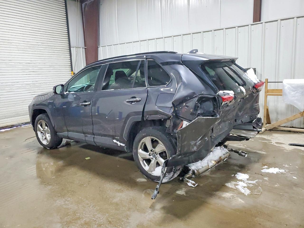 2019 Toyota Rav4 Limited - Фото 2