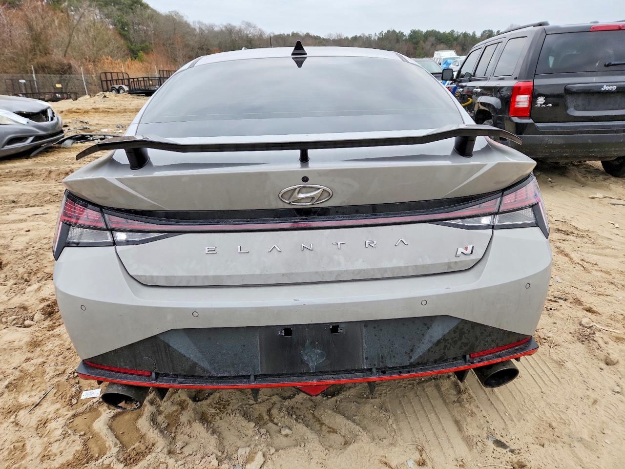 2023 Hyundai Elantra N - Фото 6