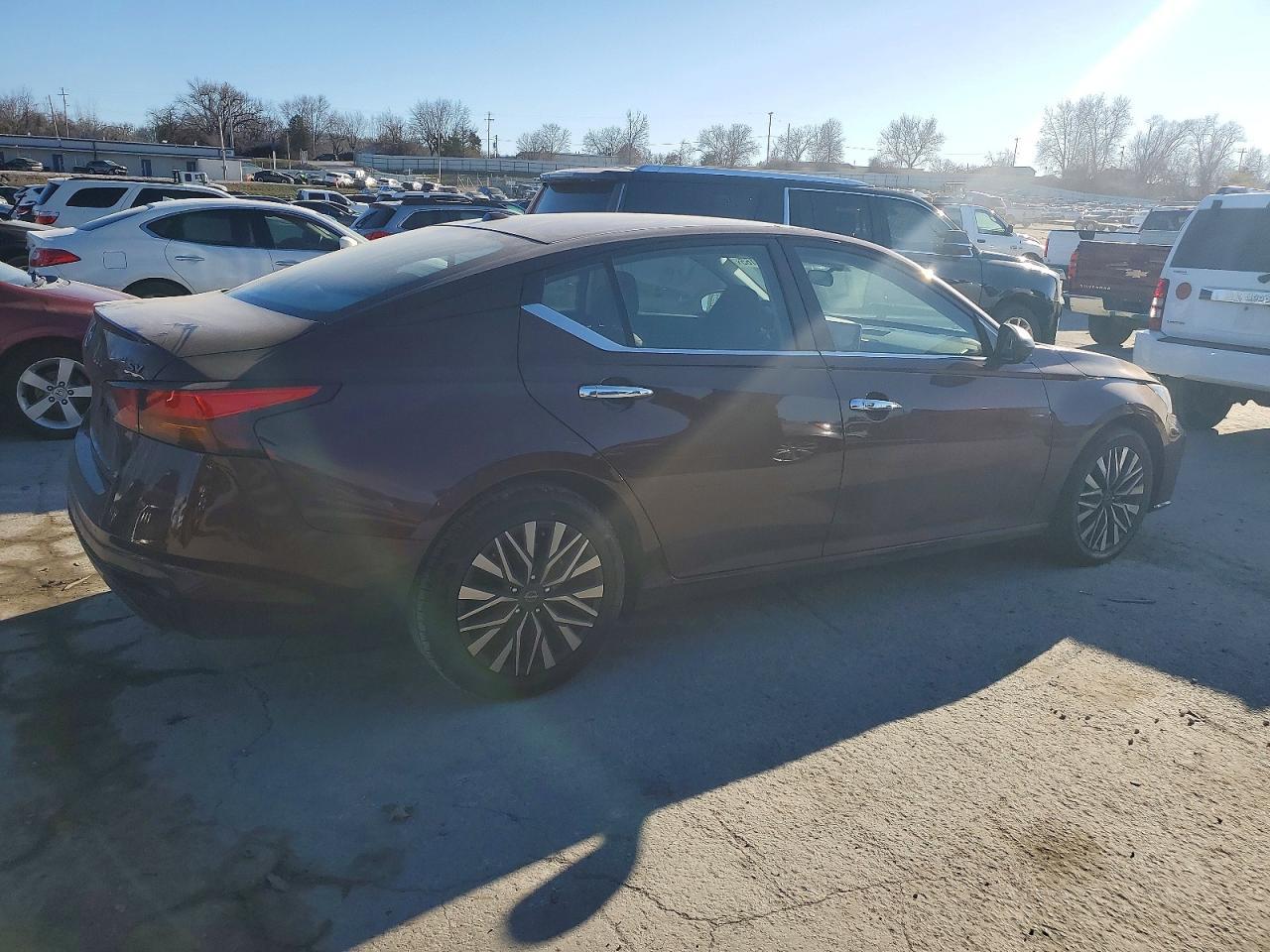 2024 Nissan Altima Sv - Фото 3