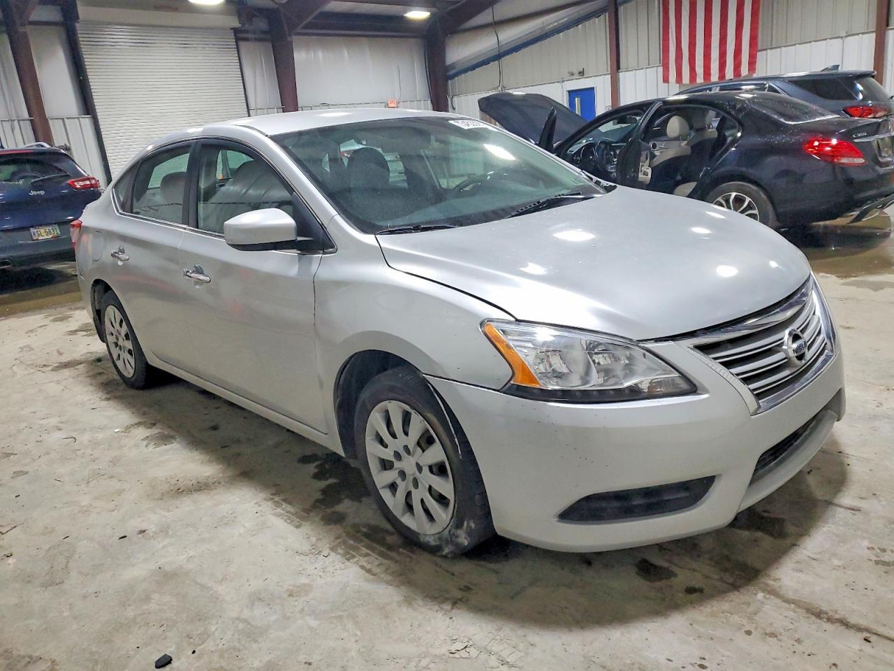 2014 Nissan Sentra S - Фото 4