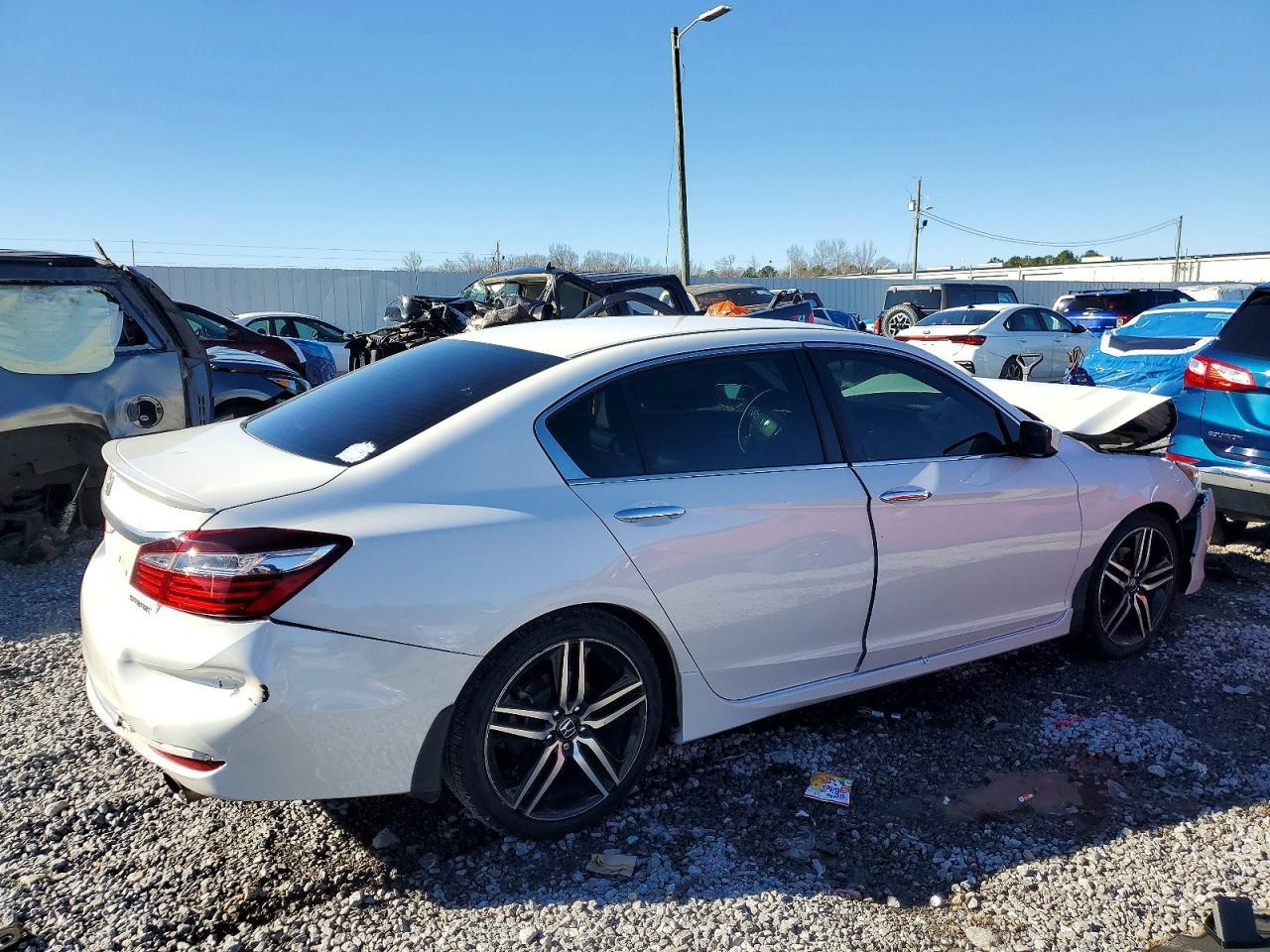 2017 Honda Accord Sport - Image 3