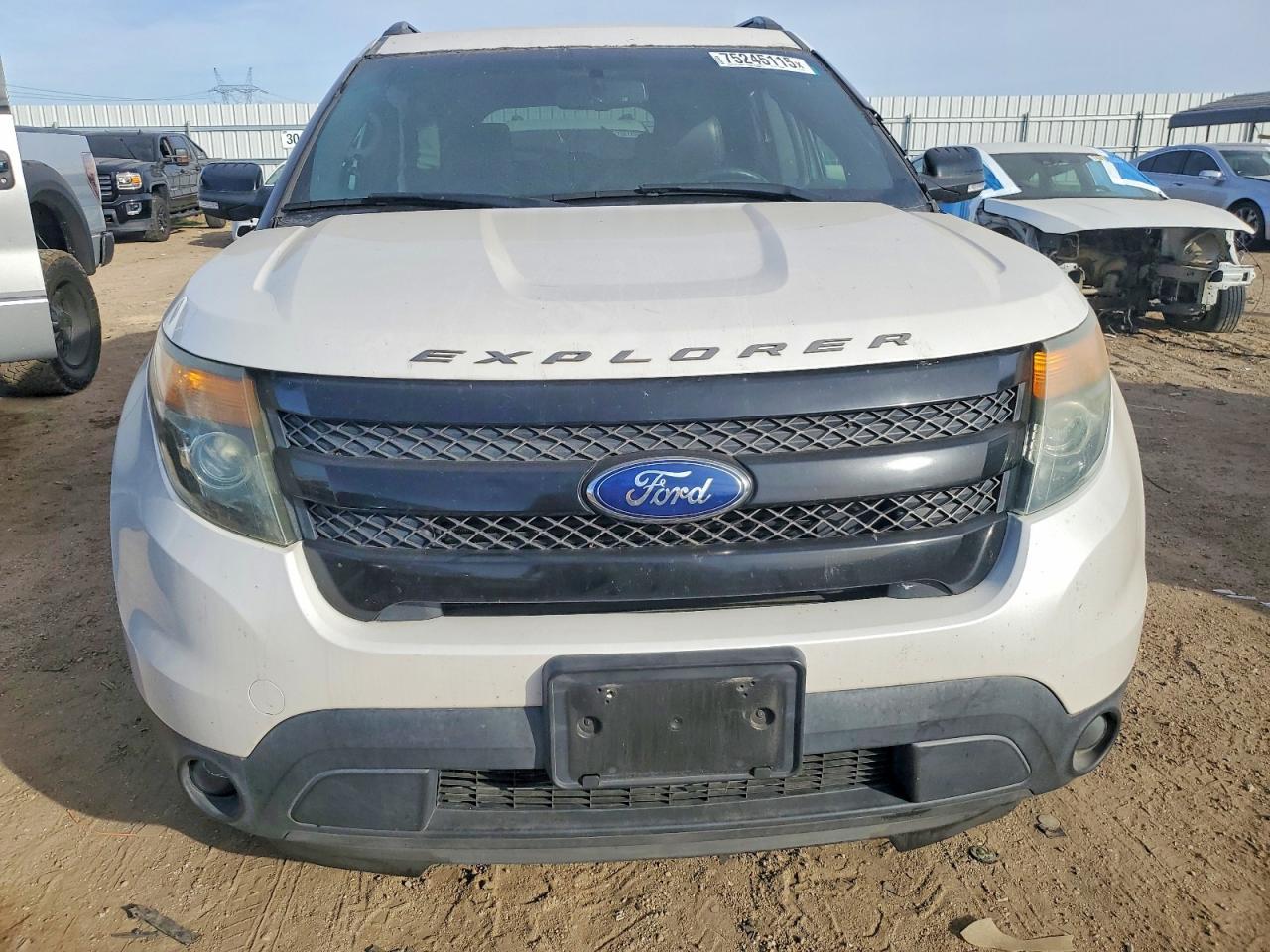 2015 Ford Explorer Sport - Image 5