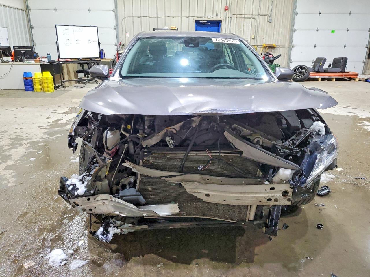 2023 Toyota Camry Le - Фото 5