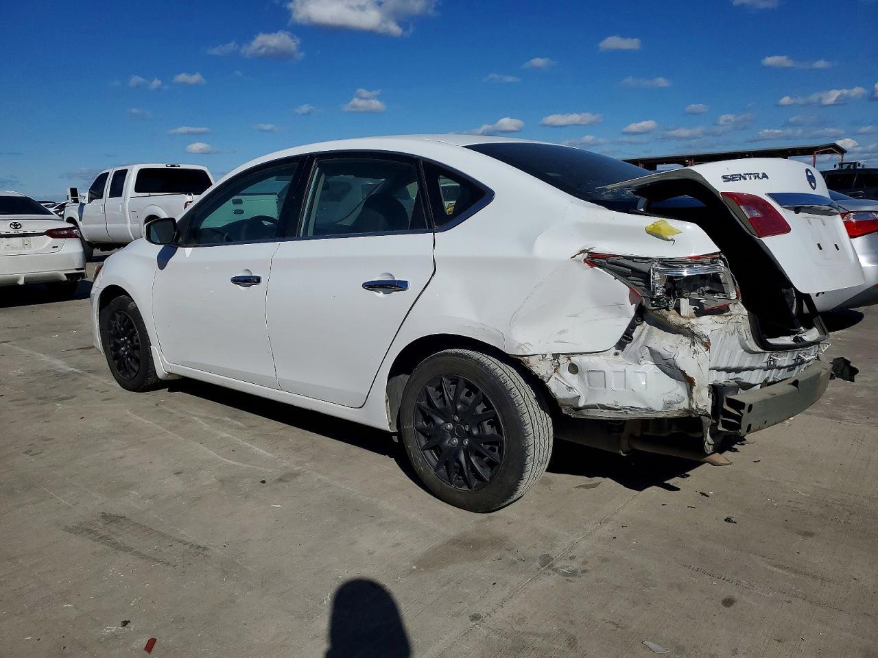 2018 Nissan Sentra S - Фото 2