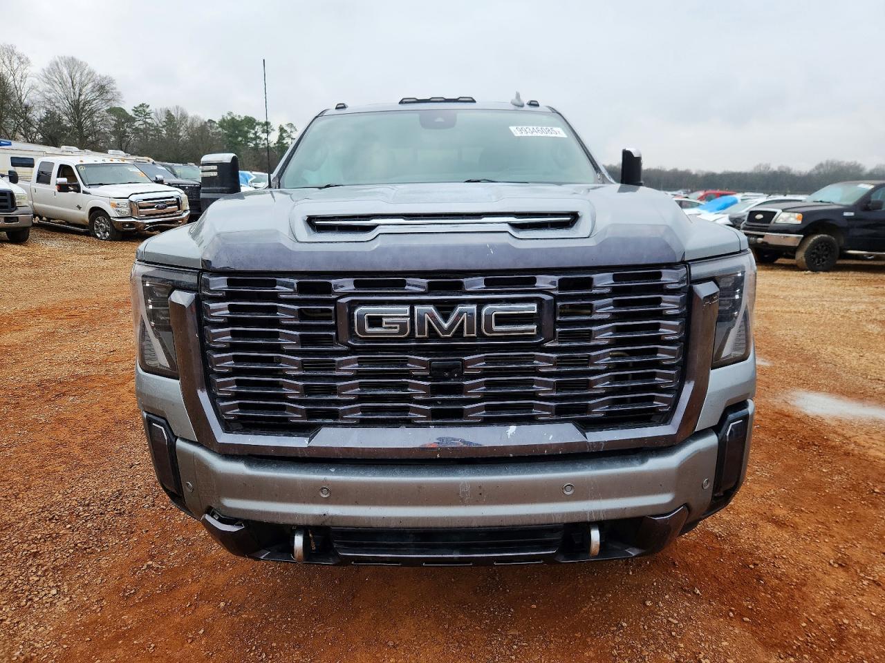 2024 GMC Sierra K3500 Denali Ultimate - Image 5