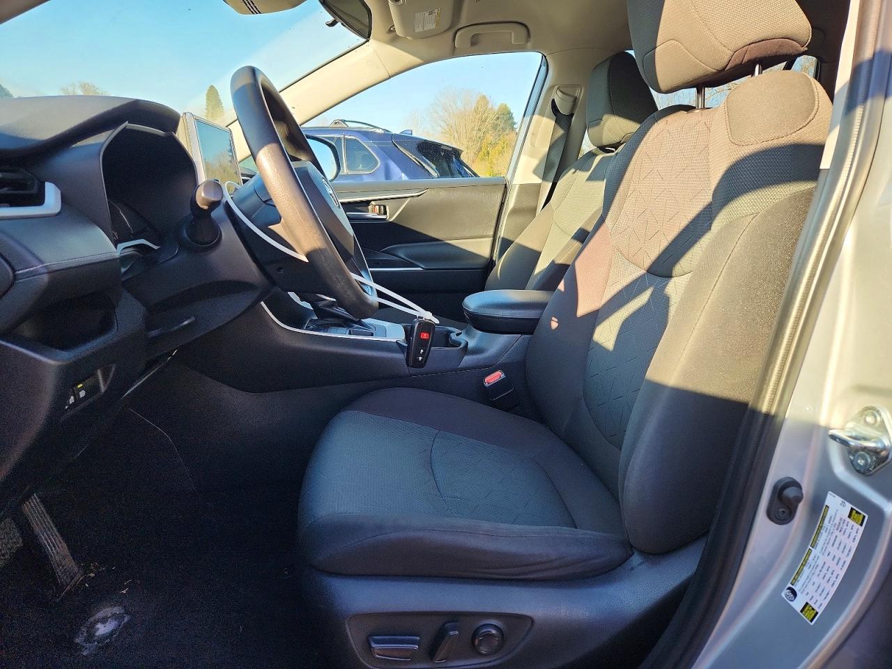 2023 Toyota Rav4 Xle - Image 7