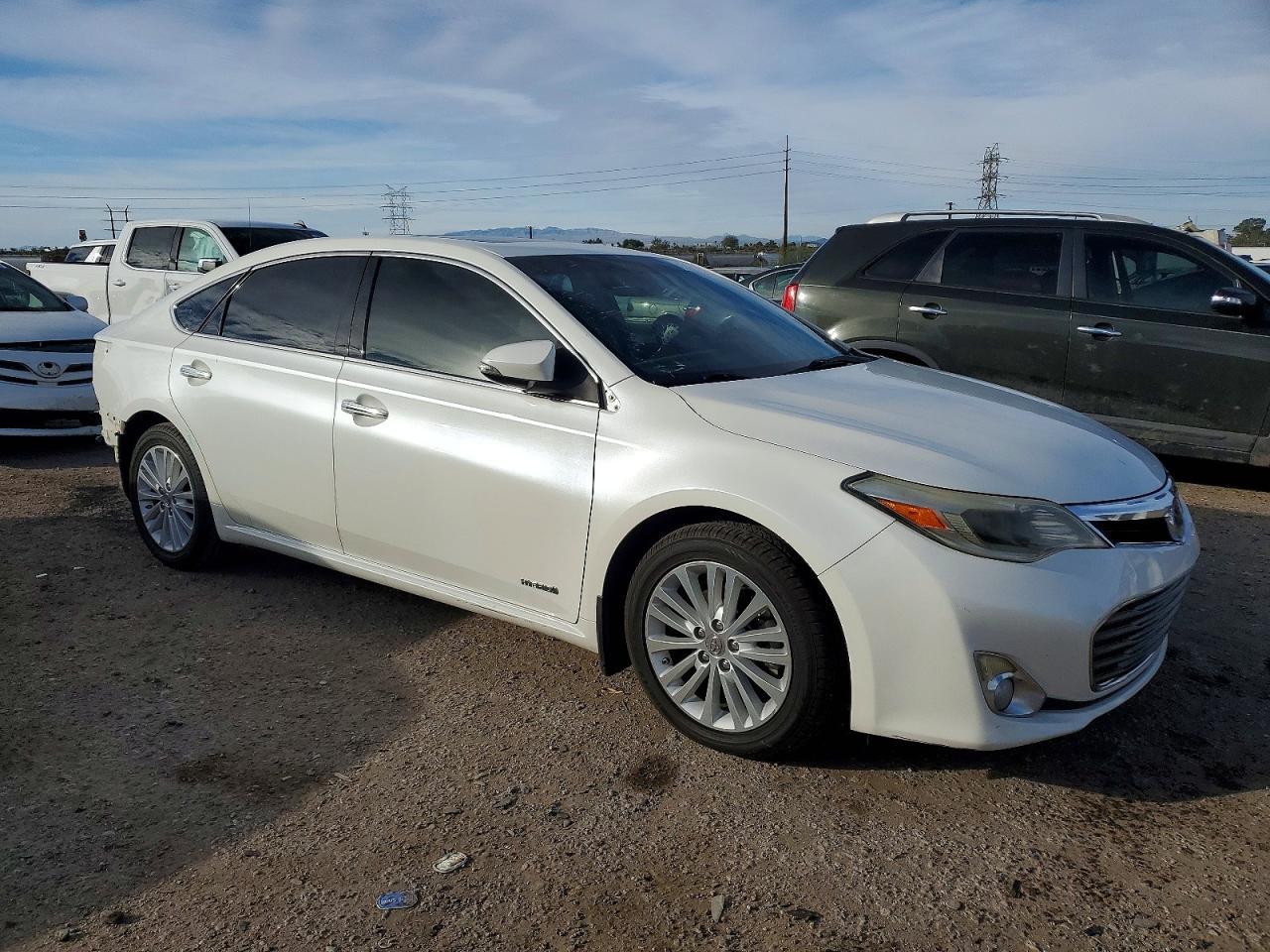 2013 Toyota Avalon Hybrid - Фото 4