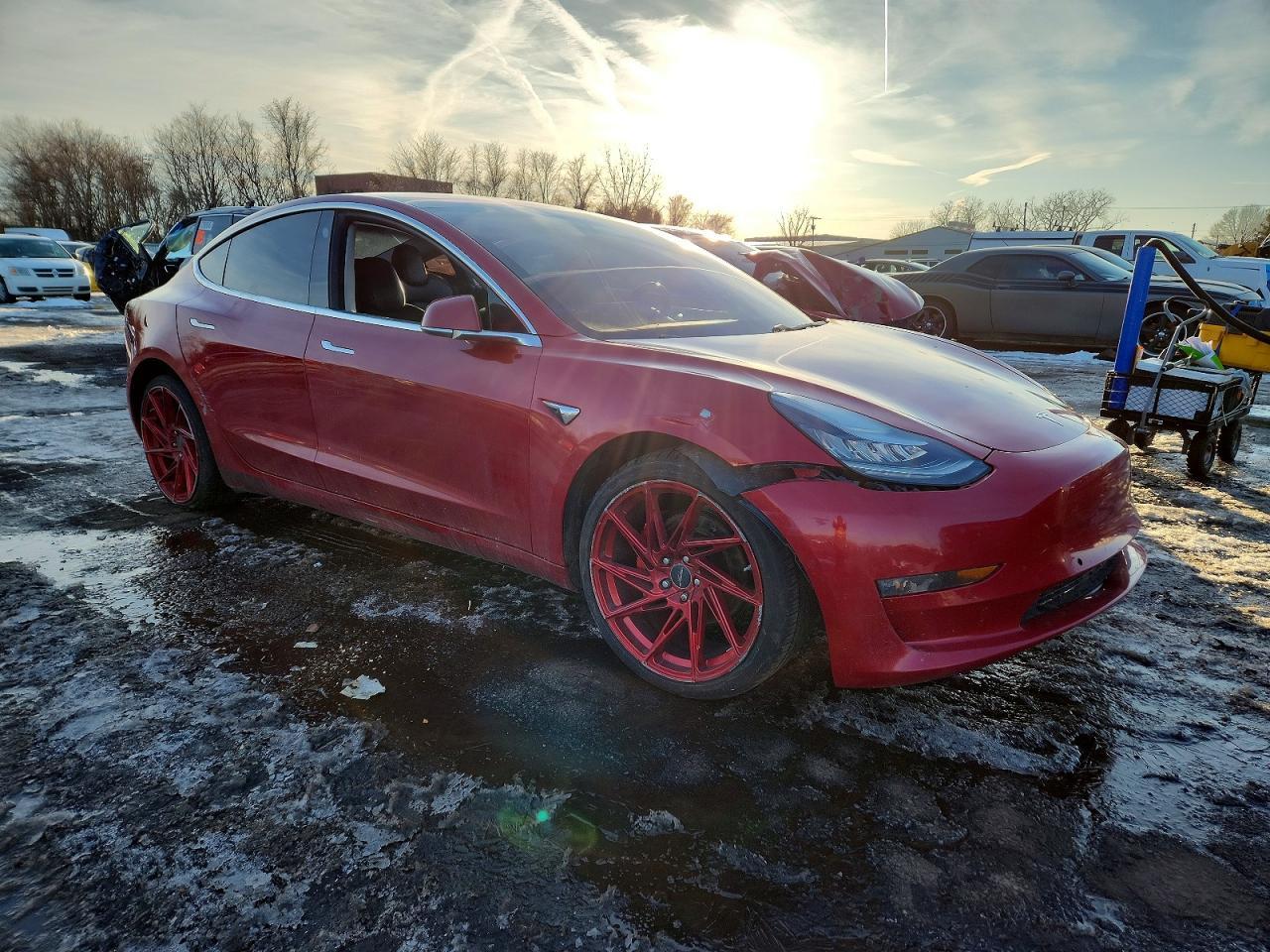 2018 Tesla Model 3 - Фото 4