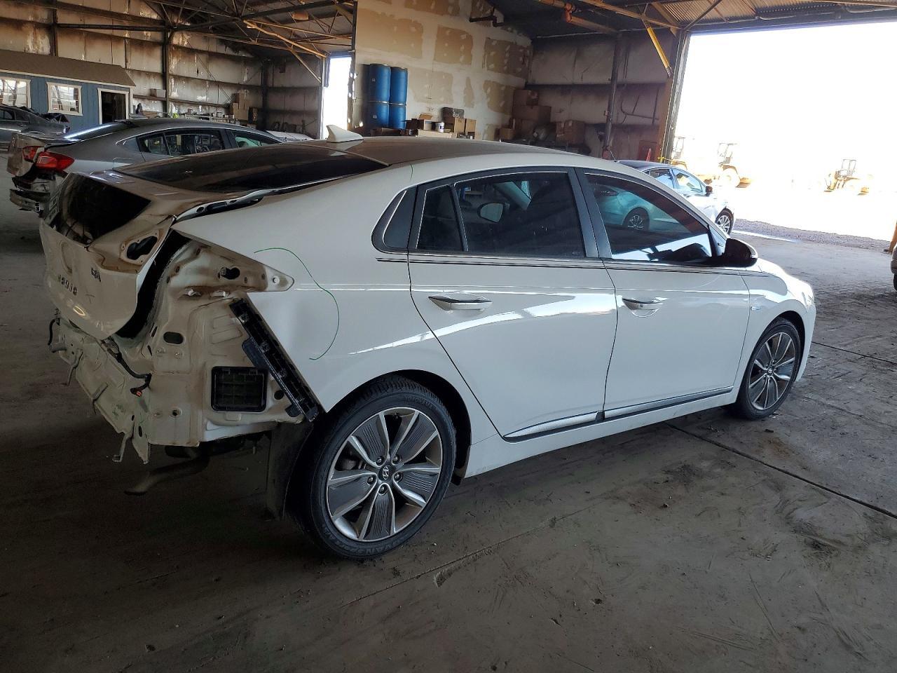 2017 Hyundai Ioniq Hybrid Limited - Фото 3