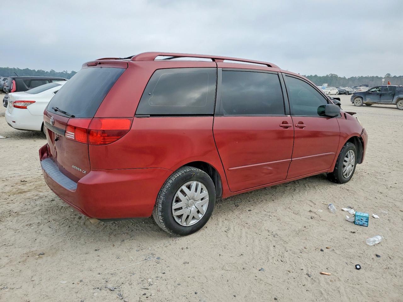 2005 Toyota Sienna Ce - Фото 3