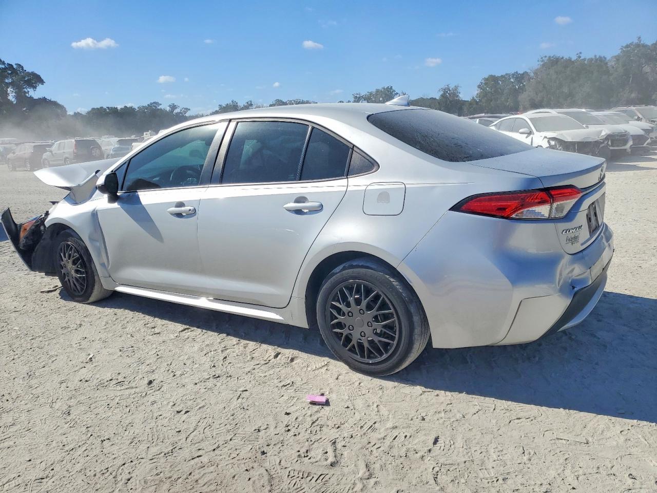 2020 Toyota Corolla Le - Фото 2